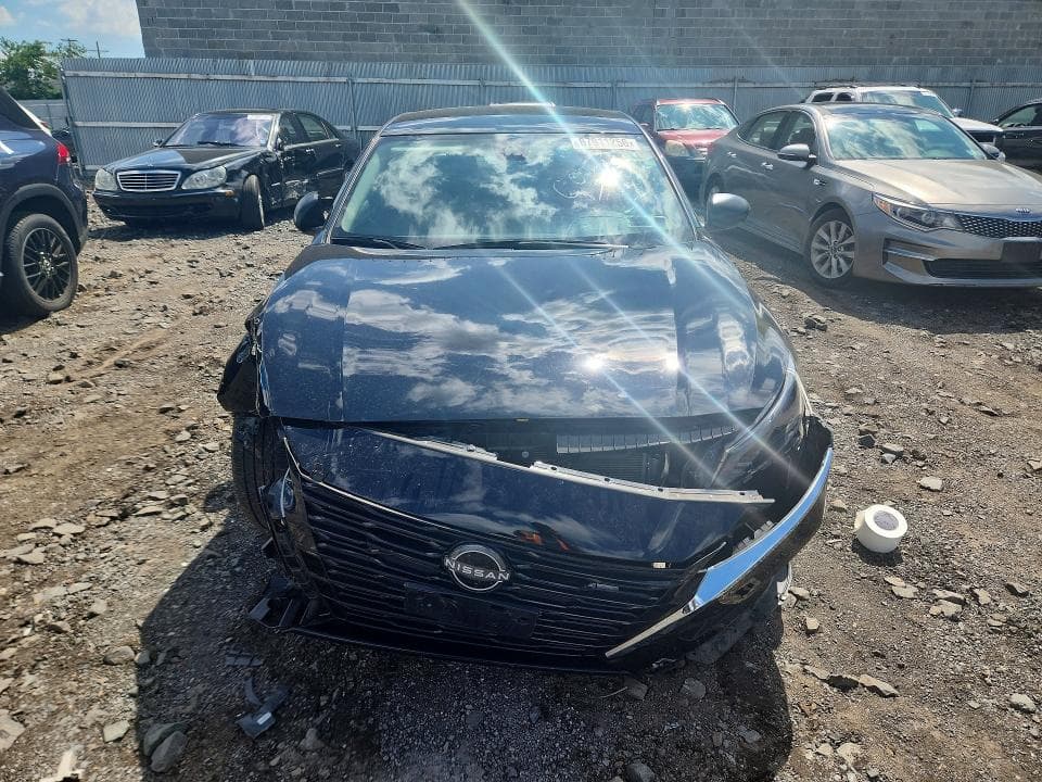 2024 NISSAN ALTIMA S 5