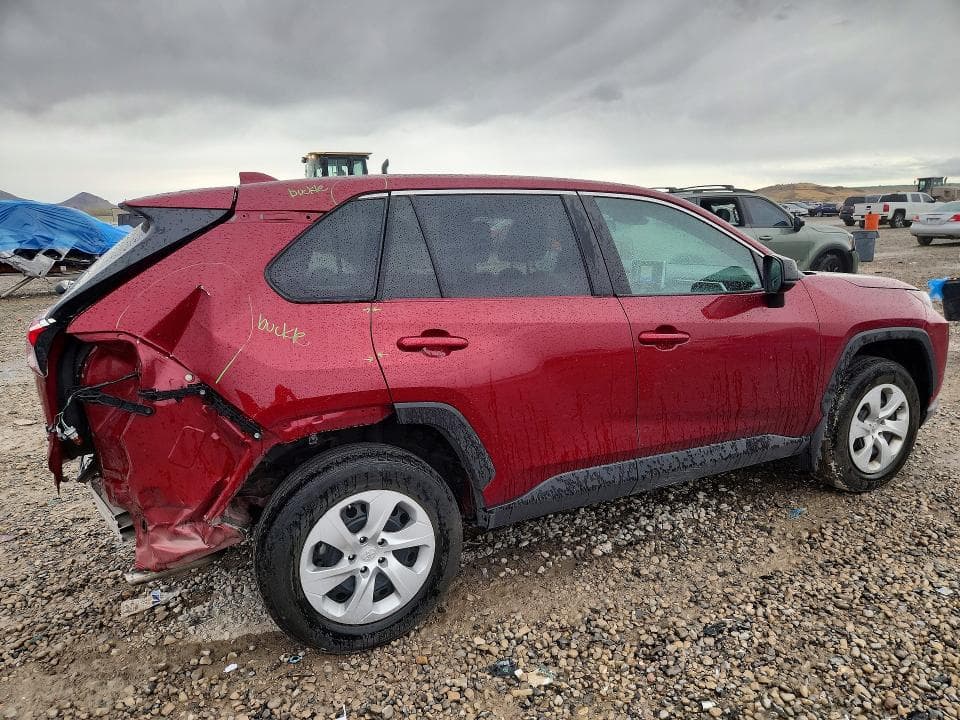 2025 TOYOTA RAV4 LE 3
