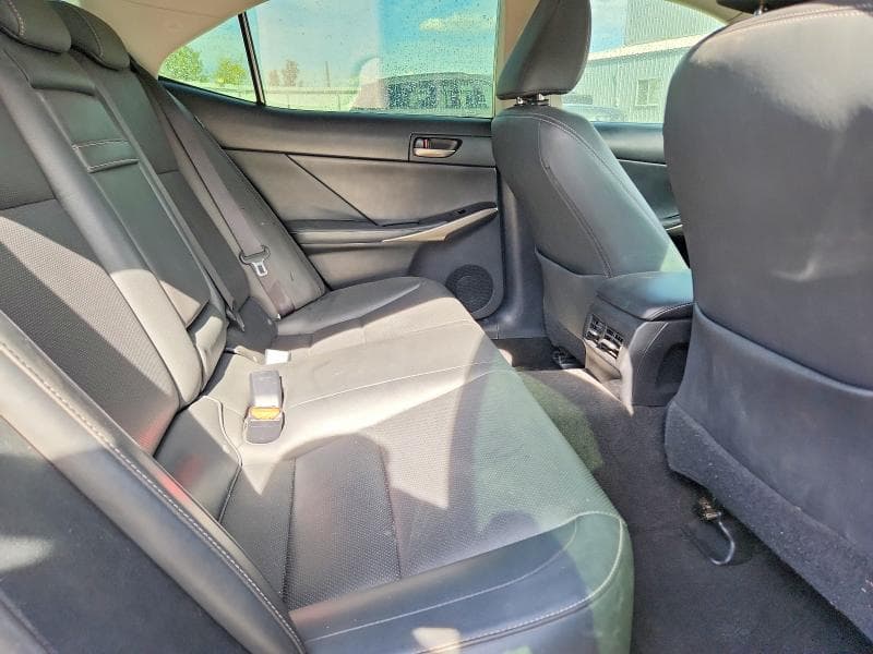 2017 LEXUS IS 200T 10