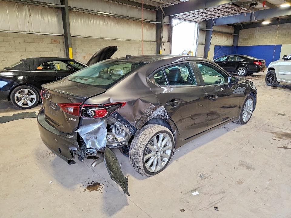 2017 MAZDA 3 TOURING 3