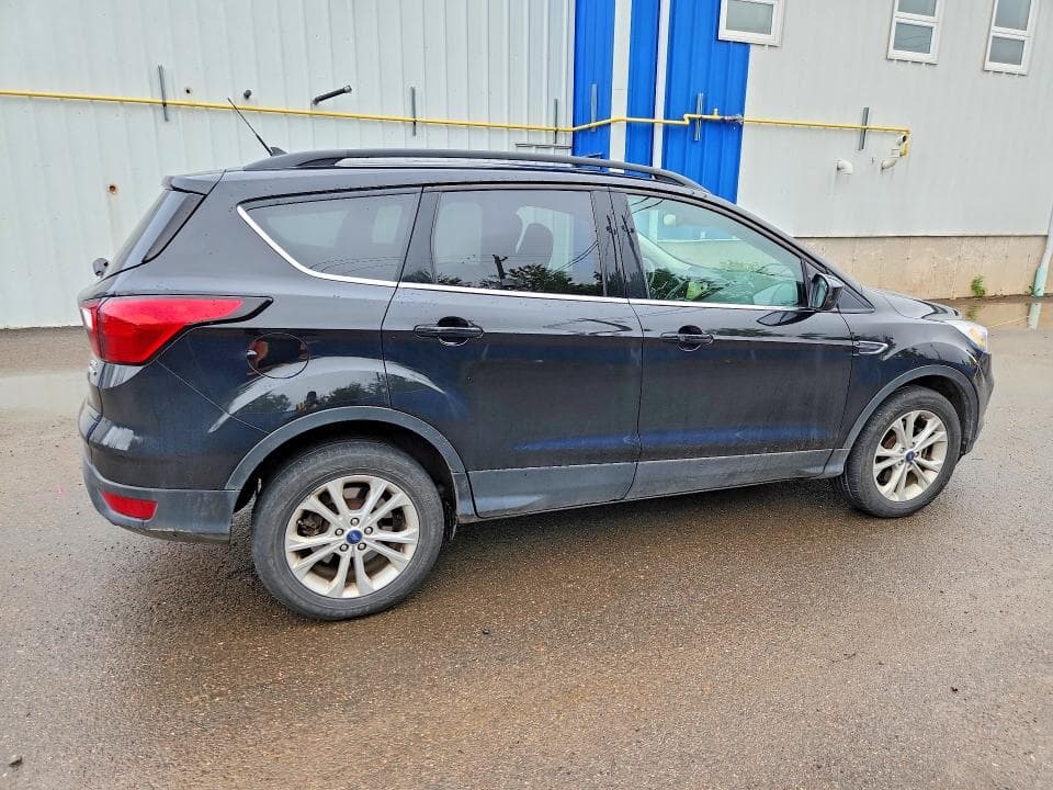2019 FORD ESCAPE SEL 3