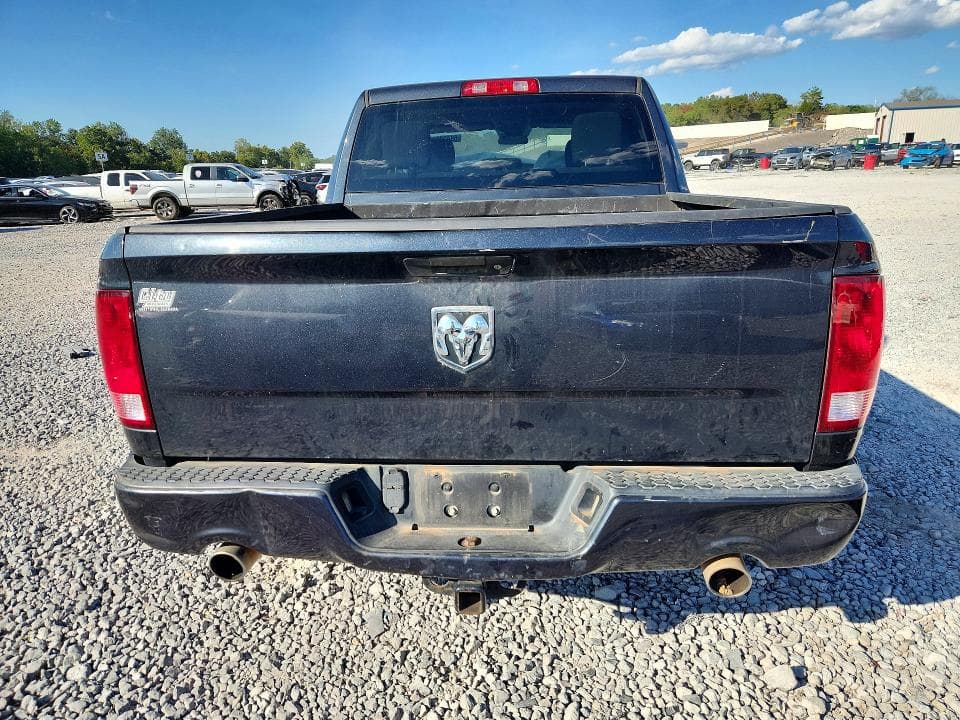 2017 RAM 1500 ST 6