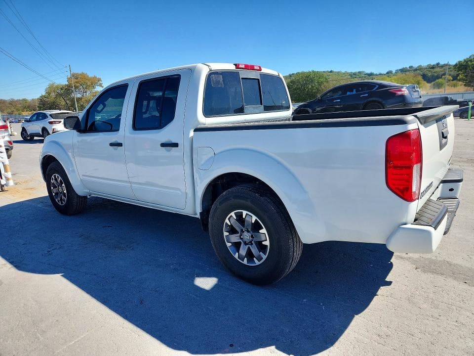 2017 NISSAN FRONTIER DESERT RUNNER 2