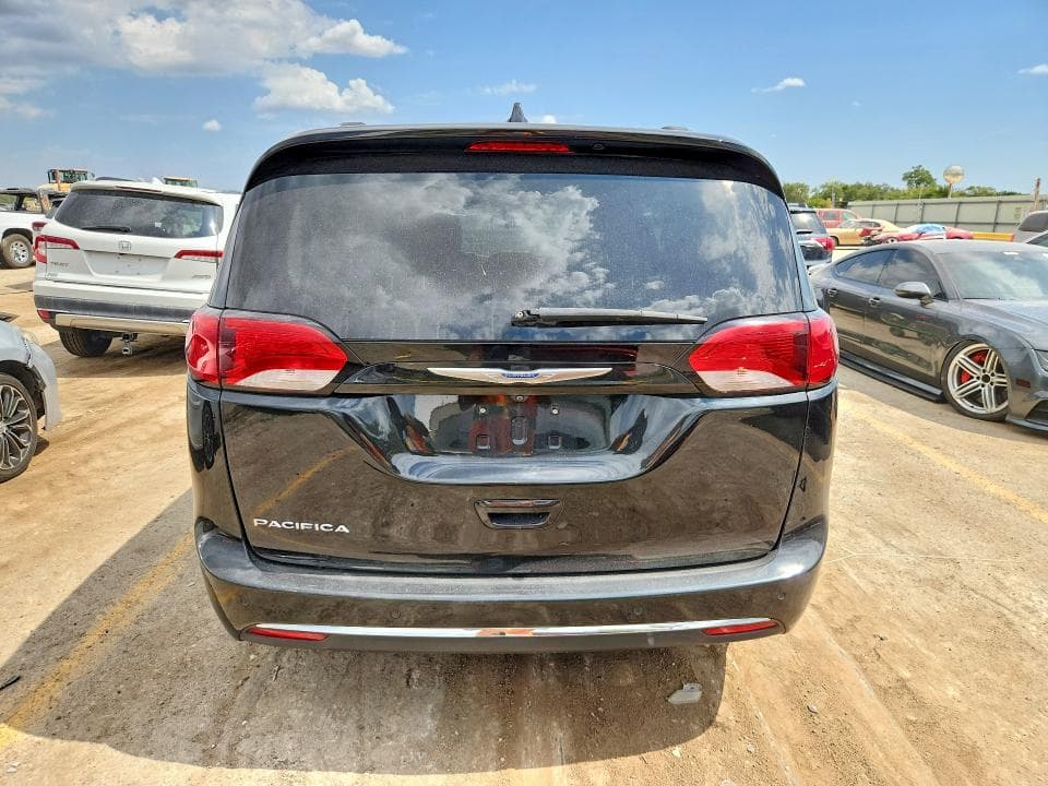 2018 CHRYSLER PACIFICA TOURING L 6