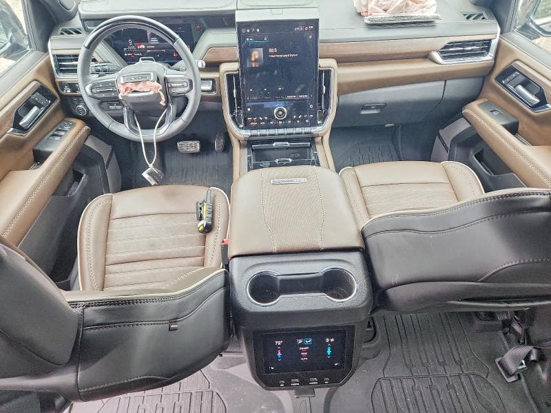 2026 GMC YUKON DENALI ULTIMATE 8