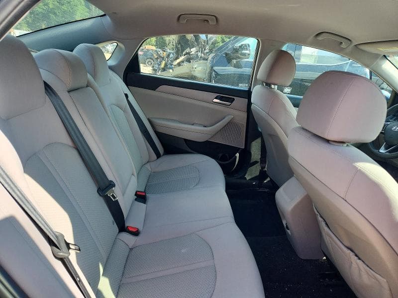 2018 HYUNDAI SONATA SE 10