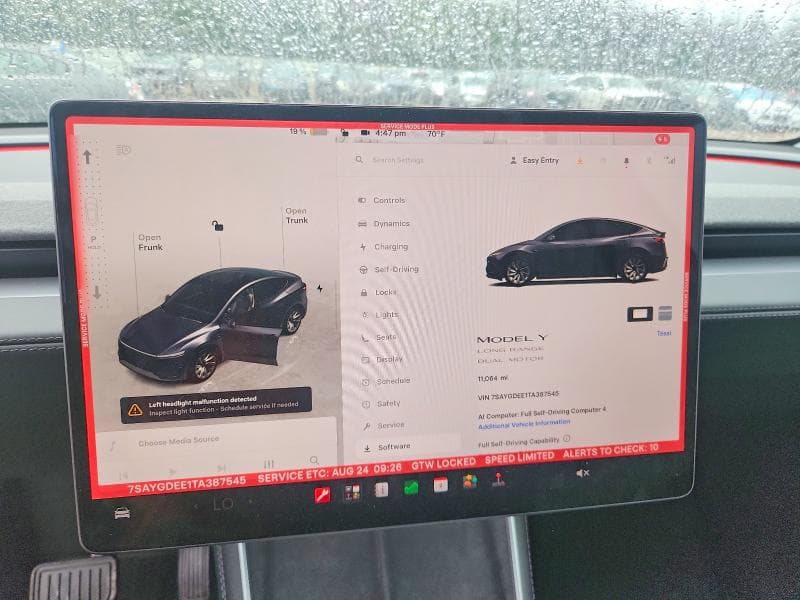 2026 TESLA MODEL Y 9