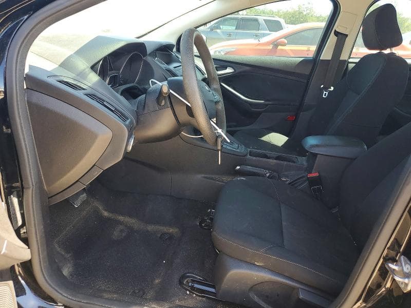 2017 FORD FOCUS SE 7