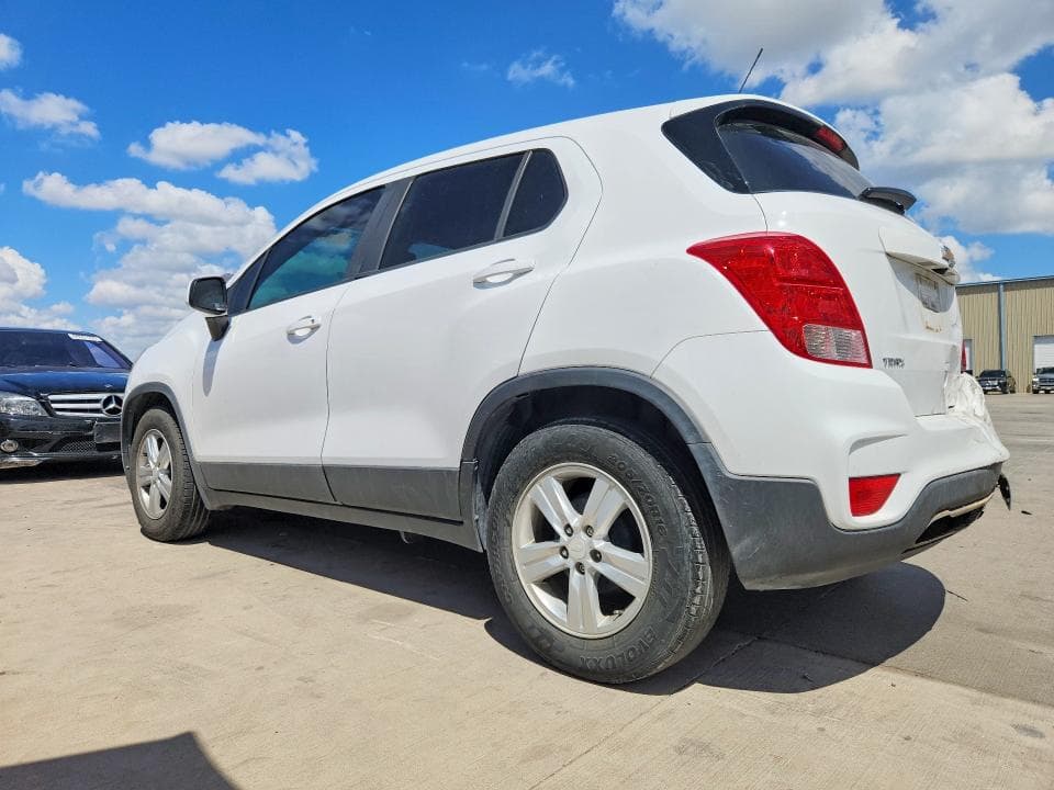 2019 CHEVROLET TRAX LS 2