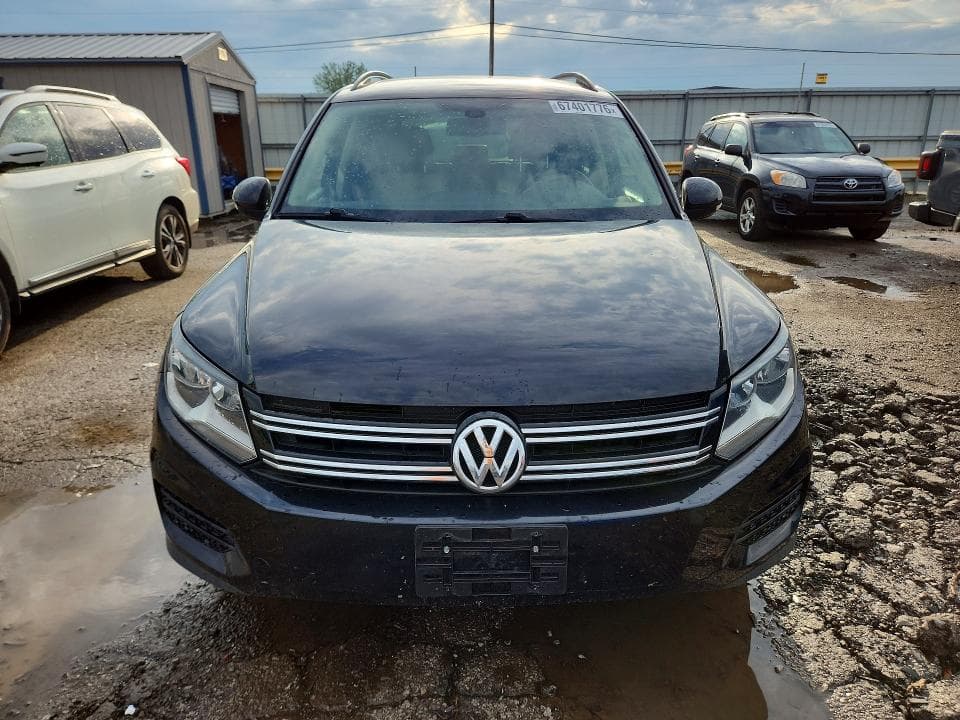 2017 VOLKSWAGEN TIGUAN S 5