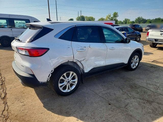 2022 FORD ESCAPE SEL 3