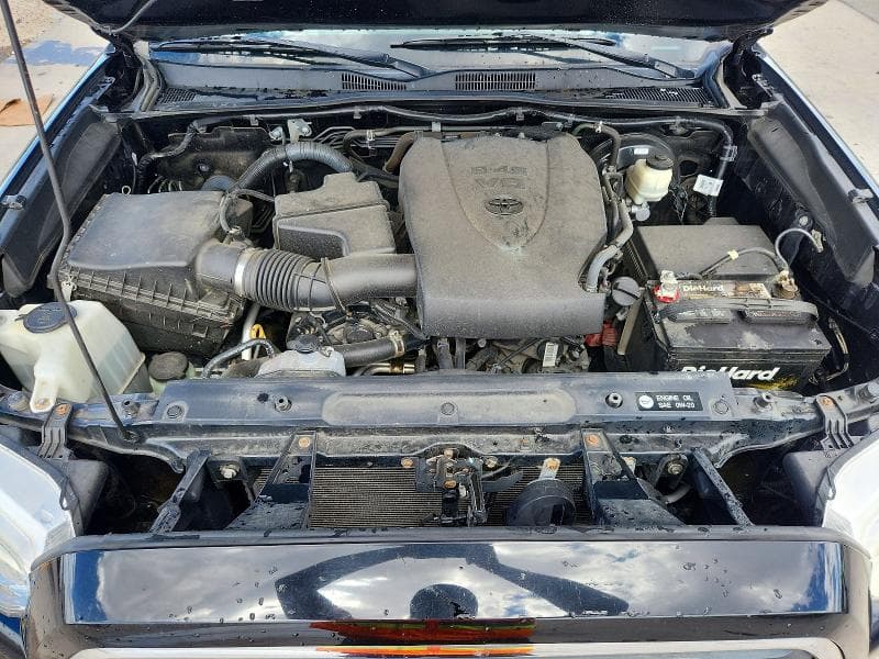 2017 TOYOTA TACOMA SR5 V6 11