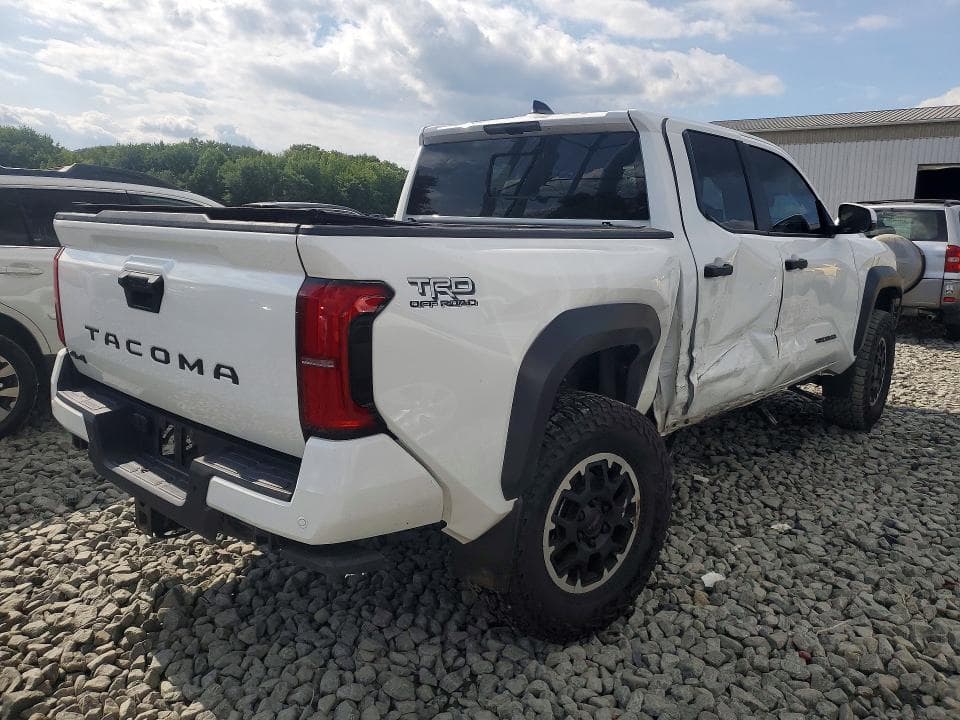 2024 TOYOTA TACOMA TRD OFF-ROAD 3