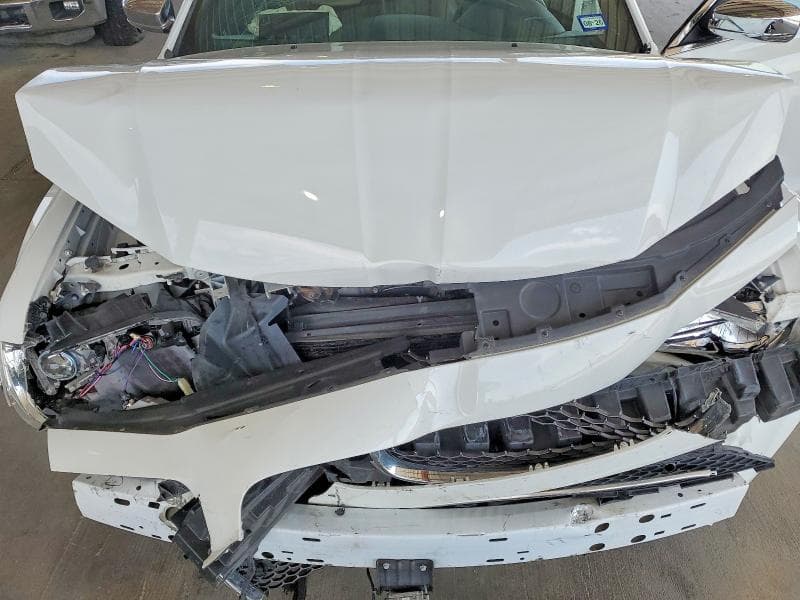 2019 CHRYSLER 300 LIMITED 11