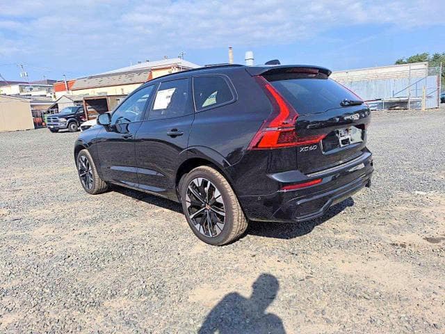 2026 VOLVO XC60 PLUS 2