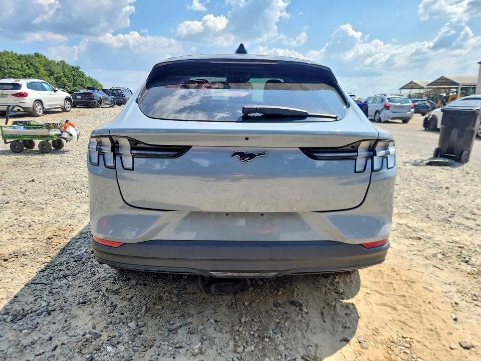 2025 FORD MUSTANG MACH-E PREMIUM 6