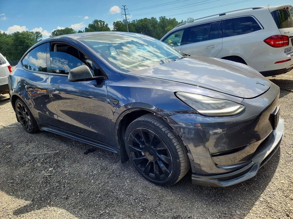 2021 TESLA MODEL Y 4