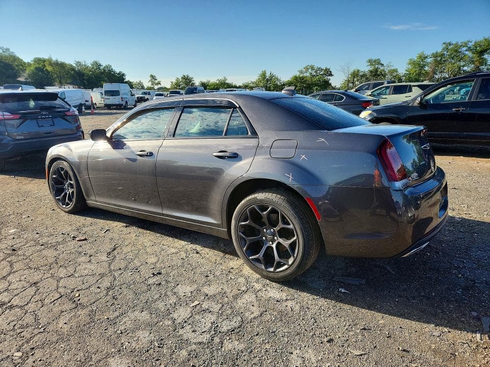 2019 CHRYSLER 300 TOURING 2
