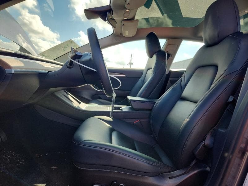 2023 TESLA MODEL 3 7