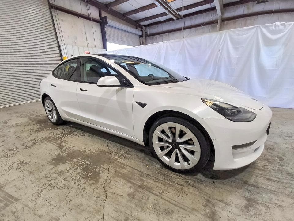2022 TESLA MODEL 3 4