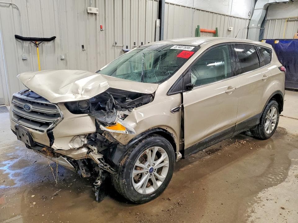 2017 FORD ESCAPE SE - 1
