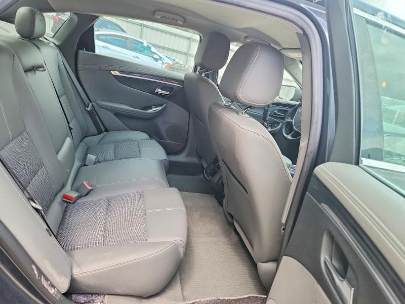 2018 CHEVROLET IMPALA LT 10