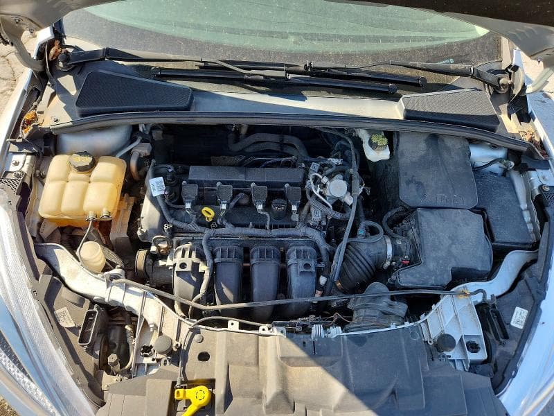 2017 FORD FOCUS SE 11