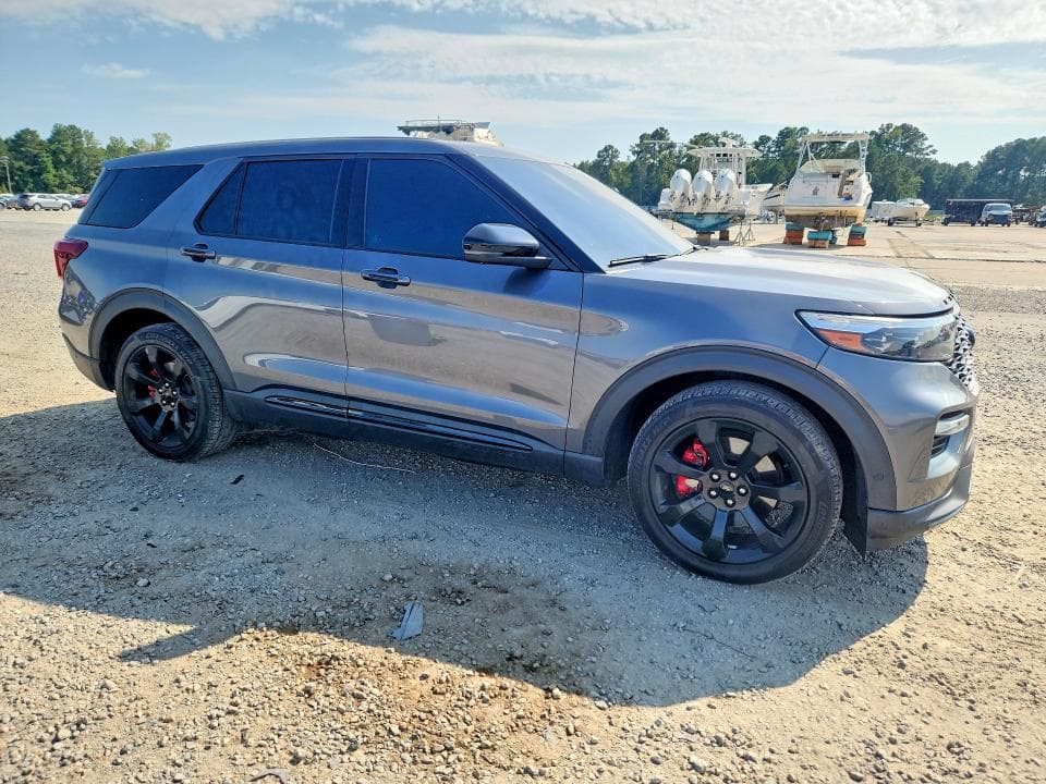 2022 FORD EXPLORER ST 4