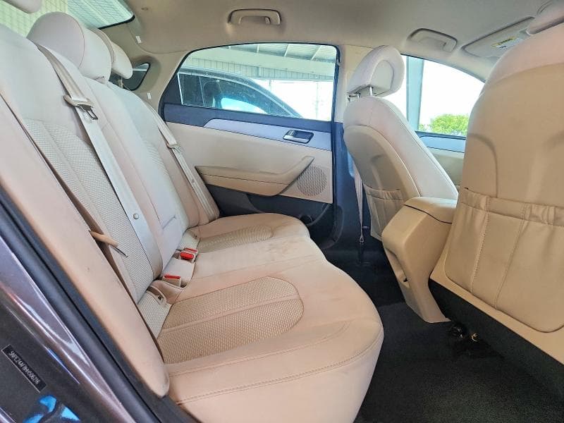 2017 HYUNDAI SONATA SE 10