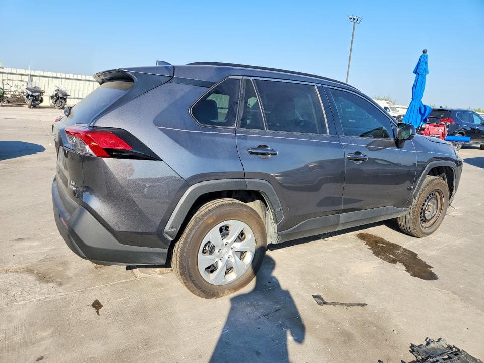 2020 TOYOTA RAV4 LE 3