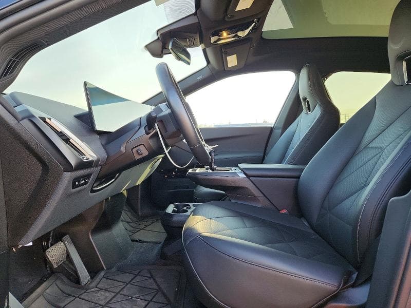 2025 BMW IX XDRIVE50 7