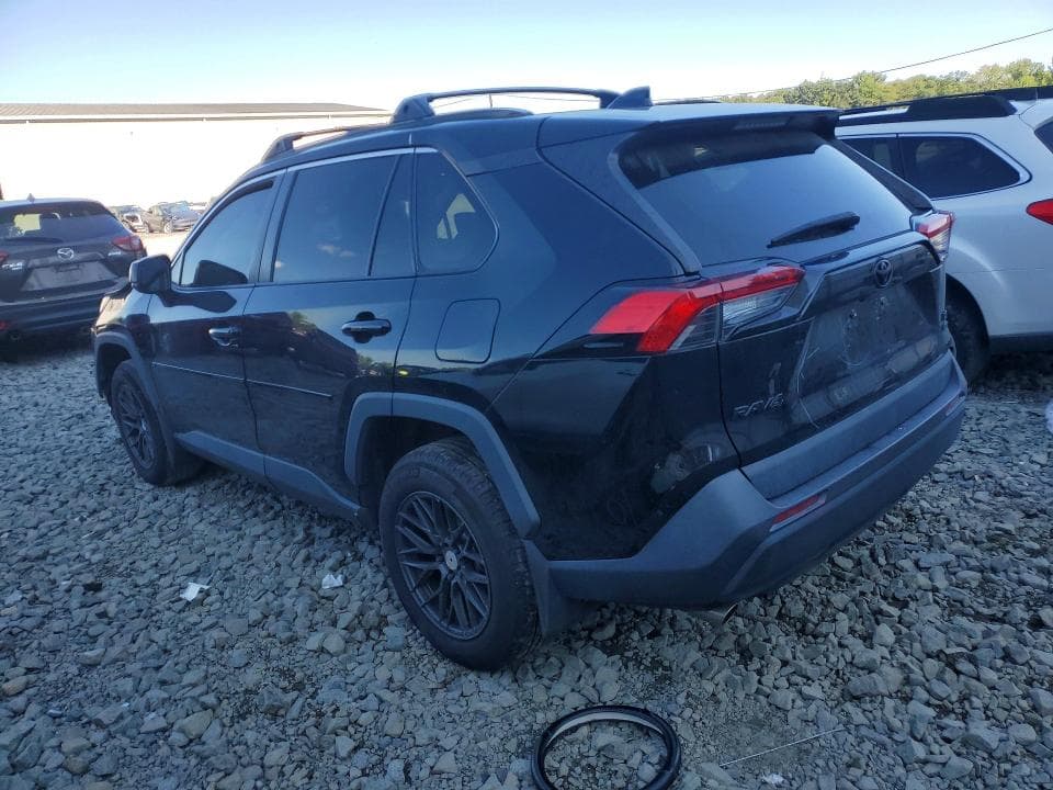 2021 TOYOTA RAV4 LE 2