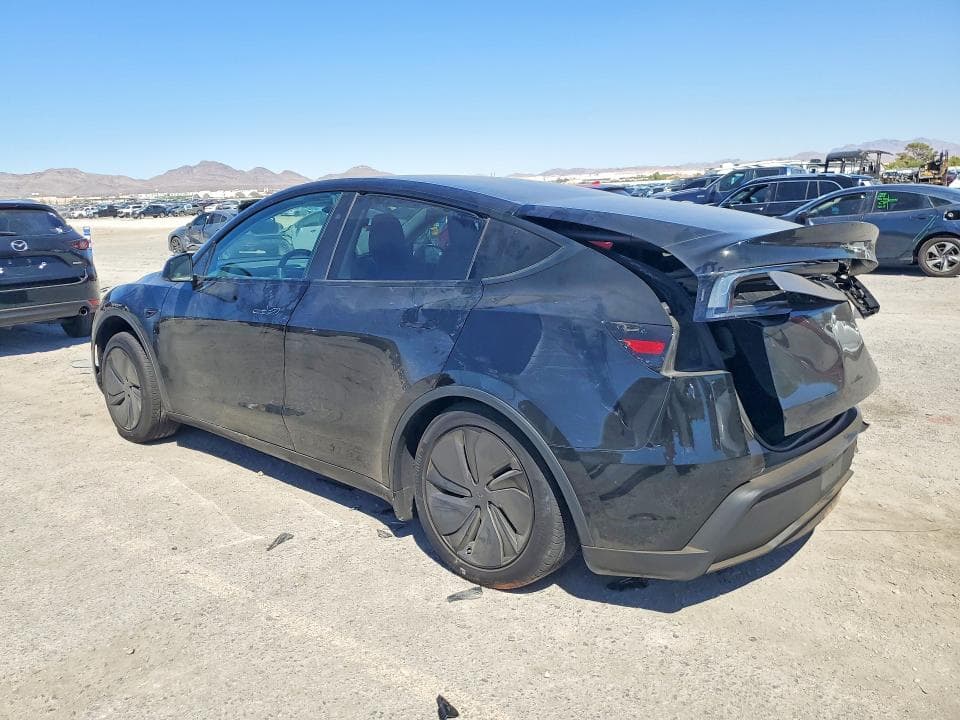 2026 TESLA MODEL Y 2