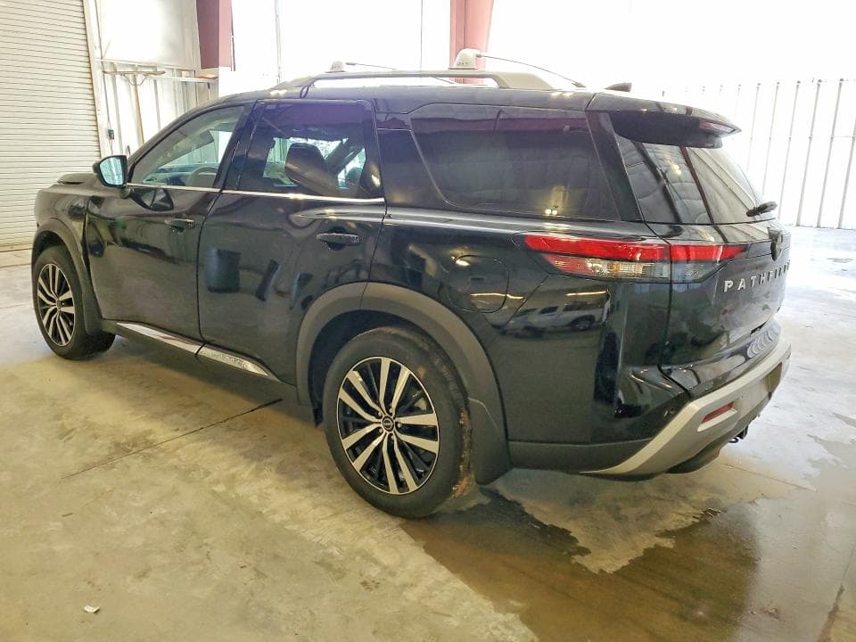 2025 NISSAN PATHFINDER PLATINUM 2