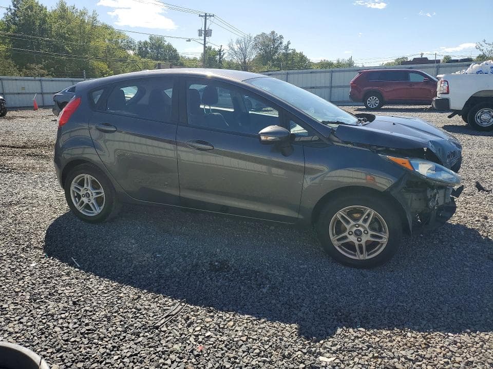 2017 FORD FIESTA SE 4