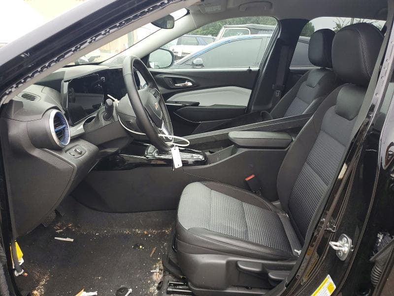 2025 CHEVROLET TRAX 1LT 7