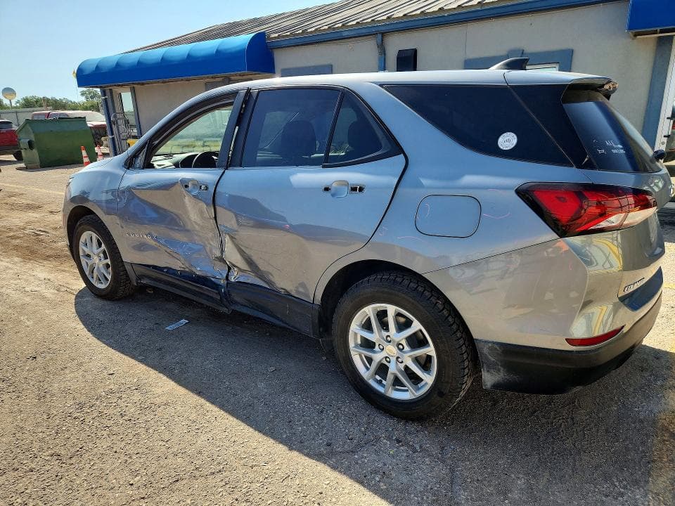 2024 CHEVROLET EQUINOX LS 2