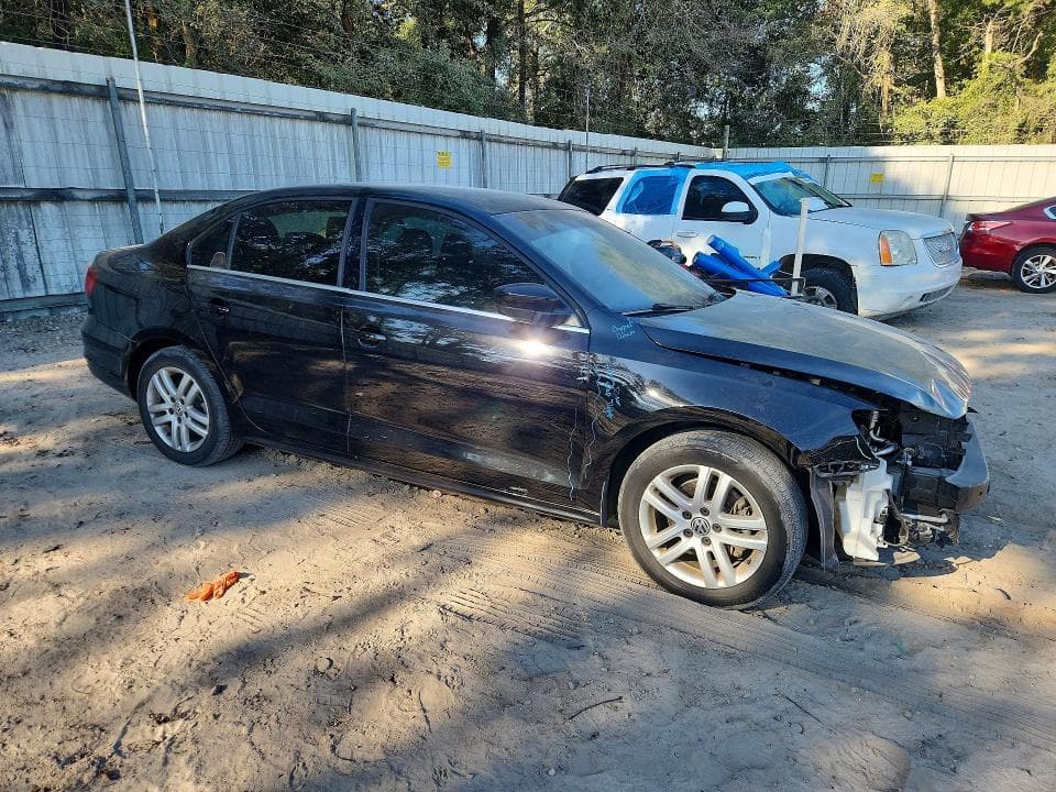 2017 VOLKSWAGEN JETTA S 4