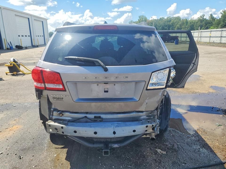 2019 DODGE JOURNEY SE 6