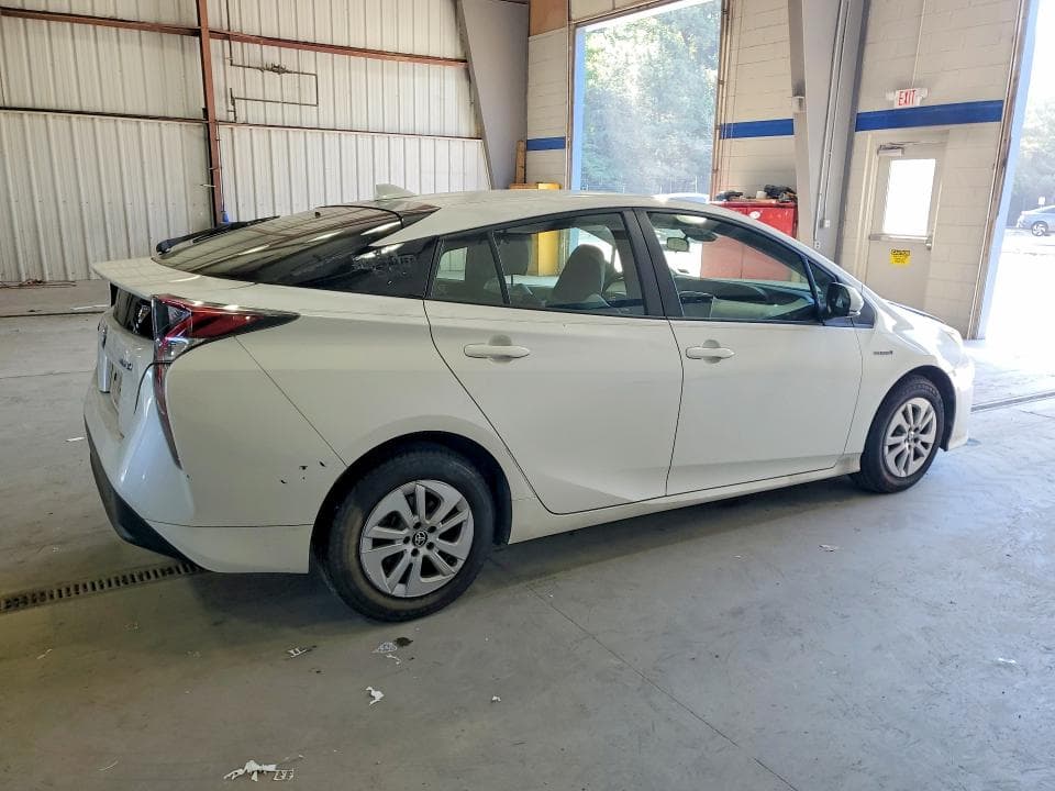 2017 TOYOTA PRIUS TWO 3