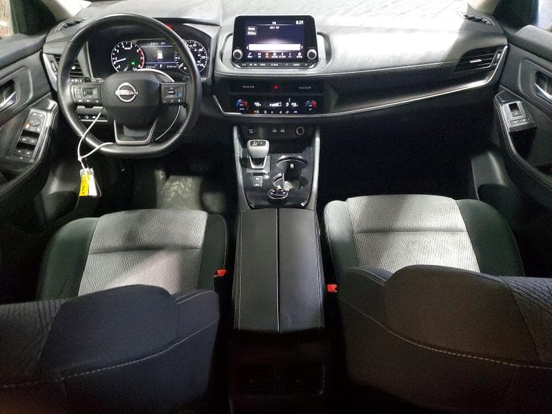 2025 NISSAN ROGUE SV 8