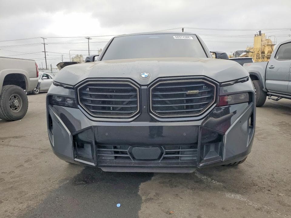 2024 BMW XM 5