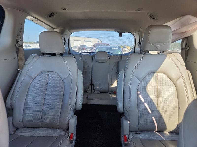 2021 CHRYSLER VOYAGER LXI 10