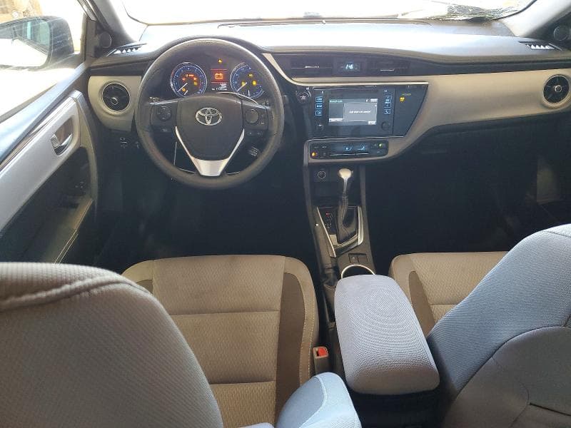 2017 TOYOTA COROLLA LE 8