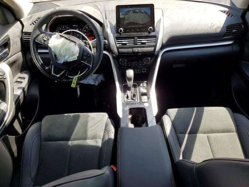 2026 MITSUBISHI ECLIPSE CROSS SE 8