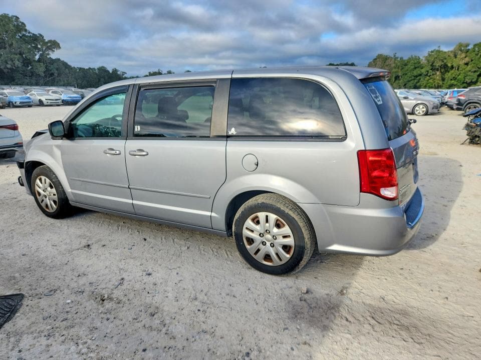 2017 DODGE GRAND CARAVAN SE 2
