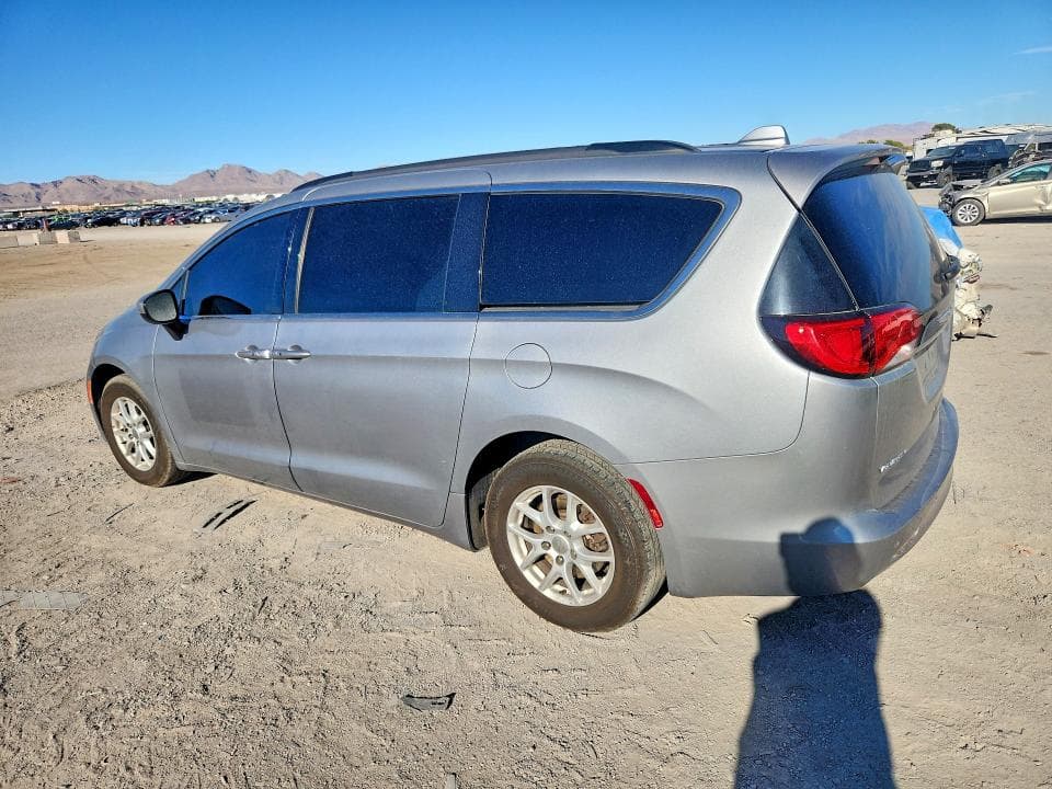 2020 CHRYSLER VOYAGER LXI 2