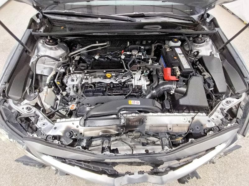 2018 TOYOTA CAMRY SE 11