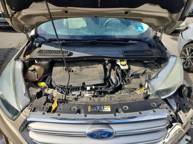 2017 FORD ESCAPE SE 12
