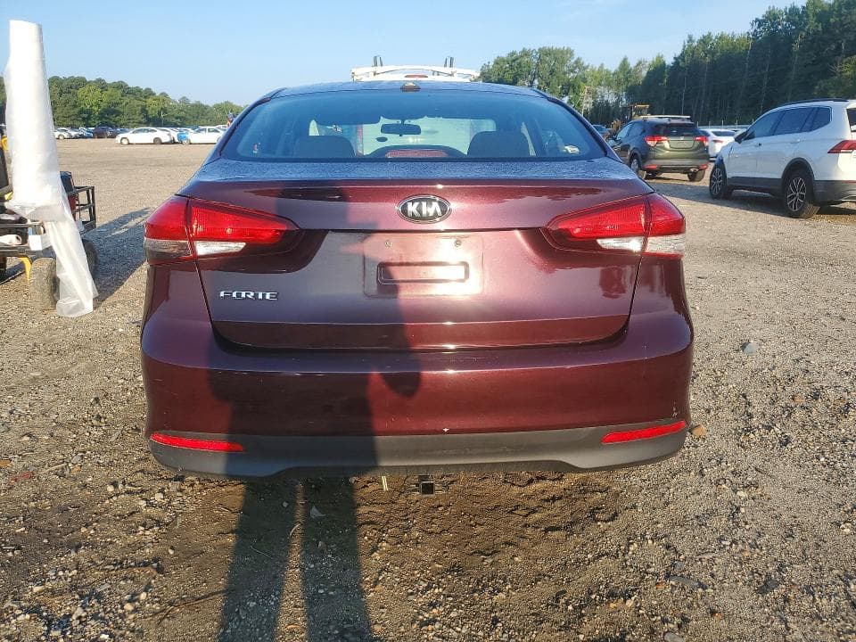 2017 KIA FORTE LX 6